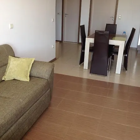 St Nicholas Apartament *